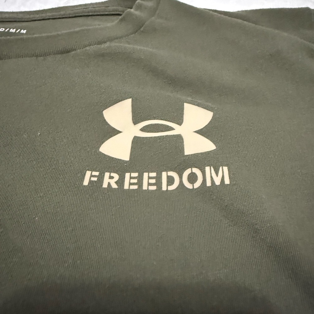 Under Armour Freedom T Shirt Mens M Green Performance Tactical Gym Logo Tee - Picture 6 of 9